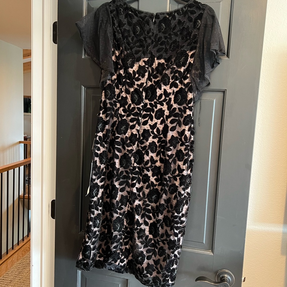 Adriana Papell black cocktail dress - Picture 2 of 3